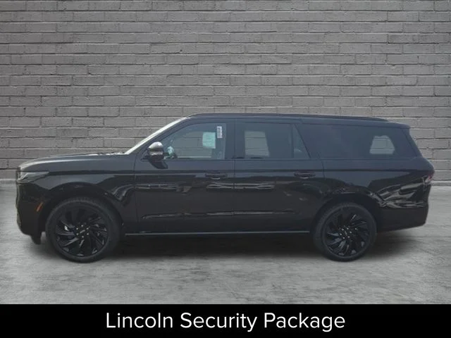 New 2027 Infinite Black Metallic Clearcoat Lincoln Reserve L image 4