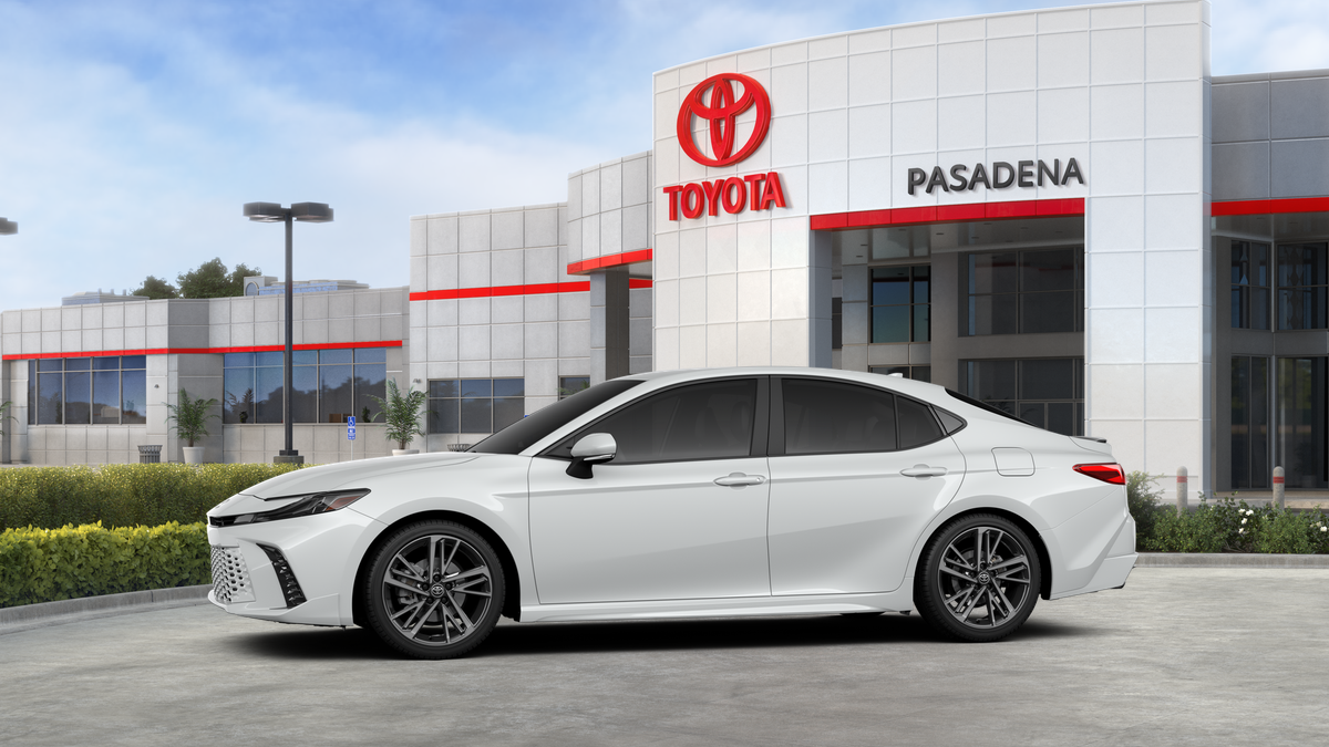 New 2026 Wind Chill Pearl Toyota XSE image 30
