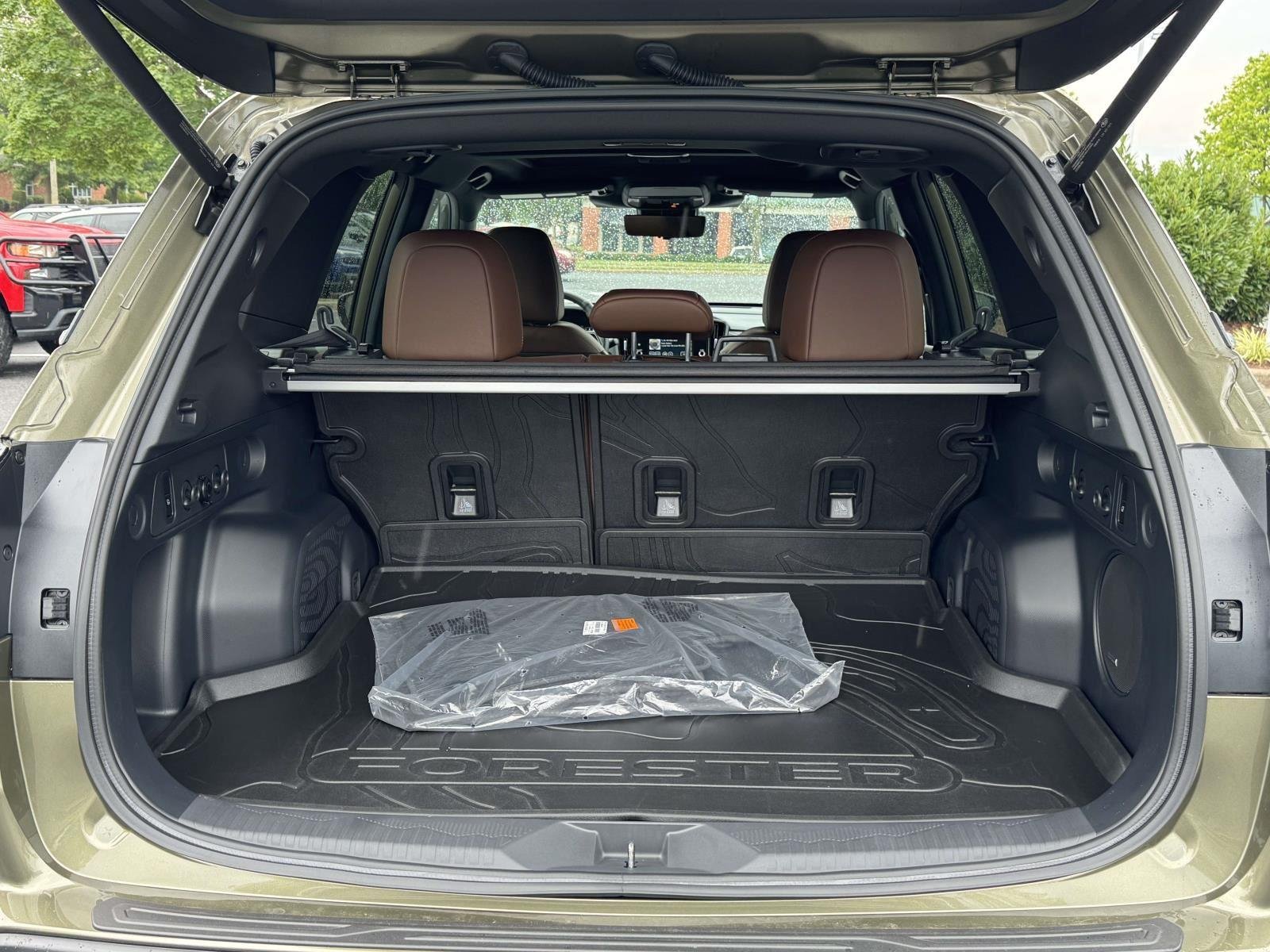 2026 Subaru Forester Touring - Photo 11
