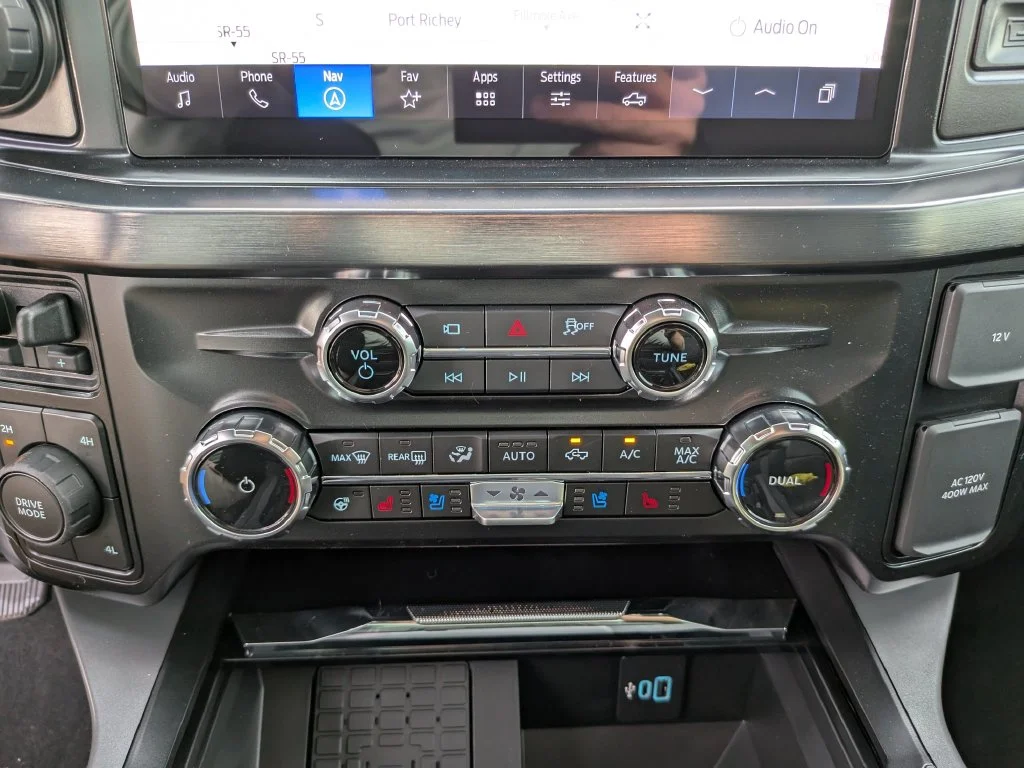 New 2026 Avalanche Ford F-250® Lariat® image 25