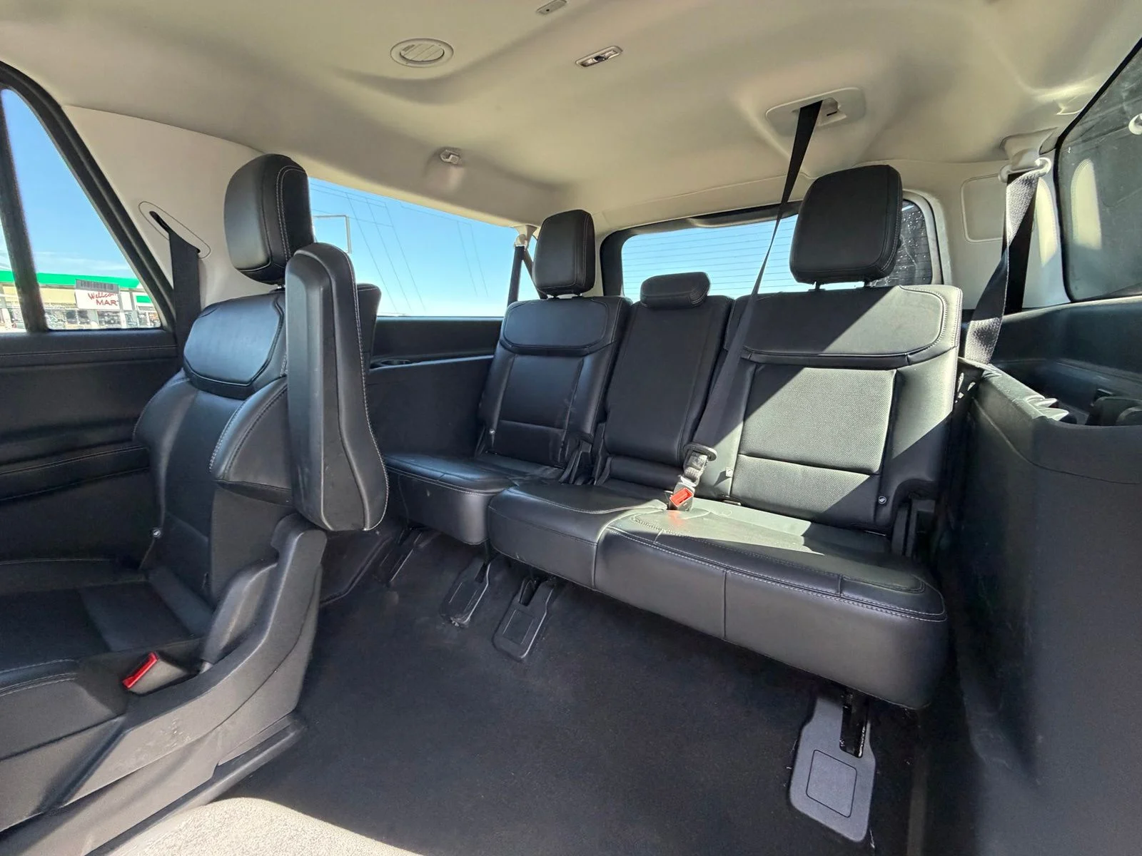 Used 2025 White Ford Platinum image 12