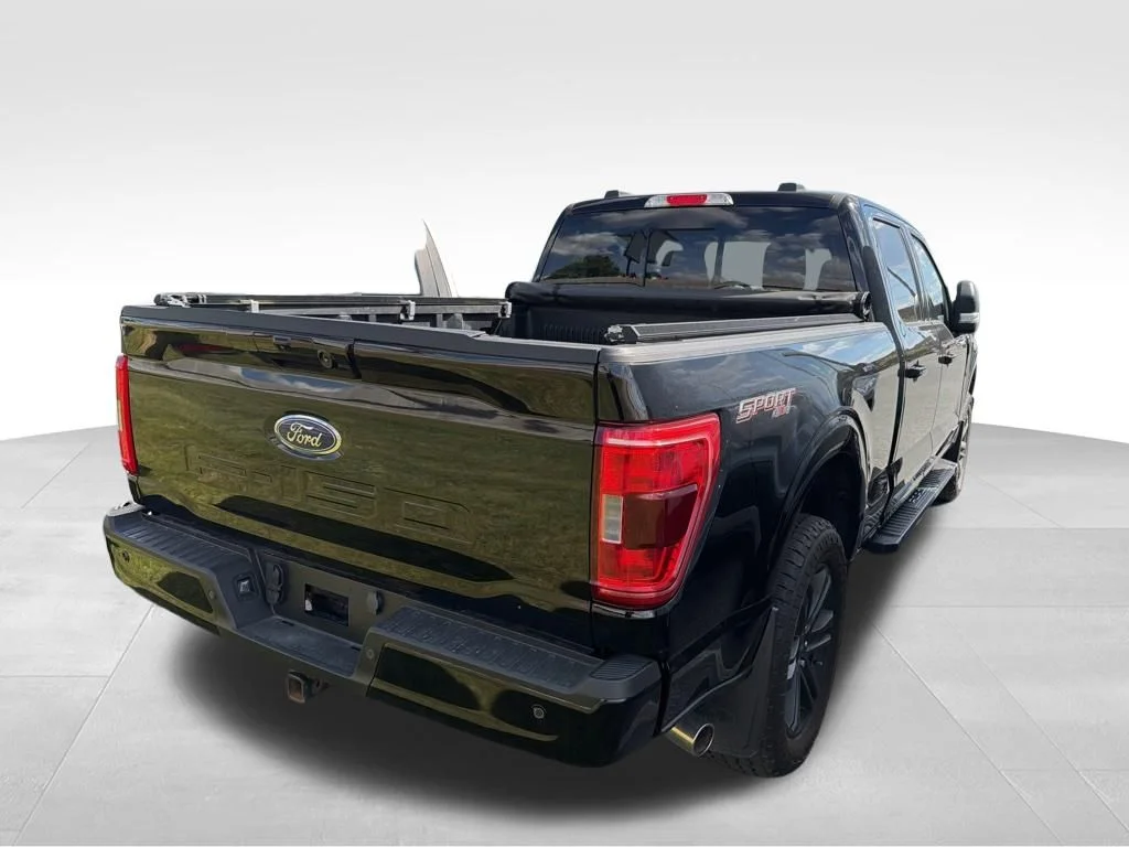 Used 2023 Black Ford XLT image 13
