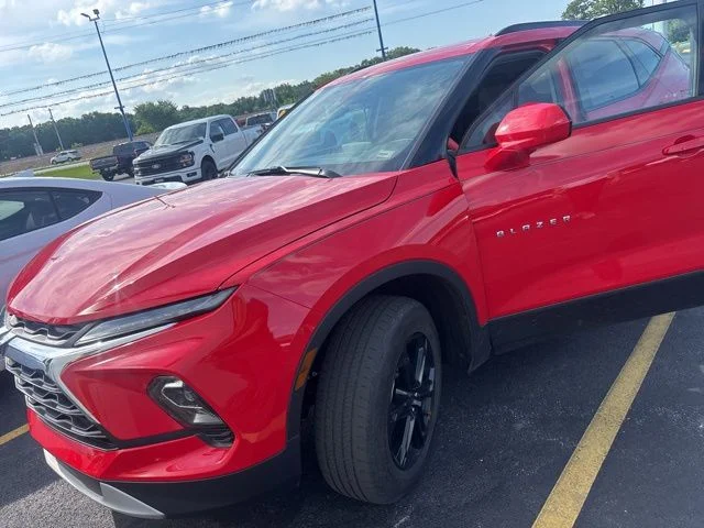 Used 2023 Red Chevrolet LT image 3