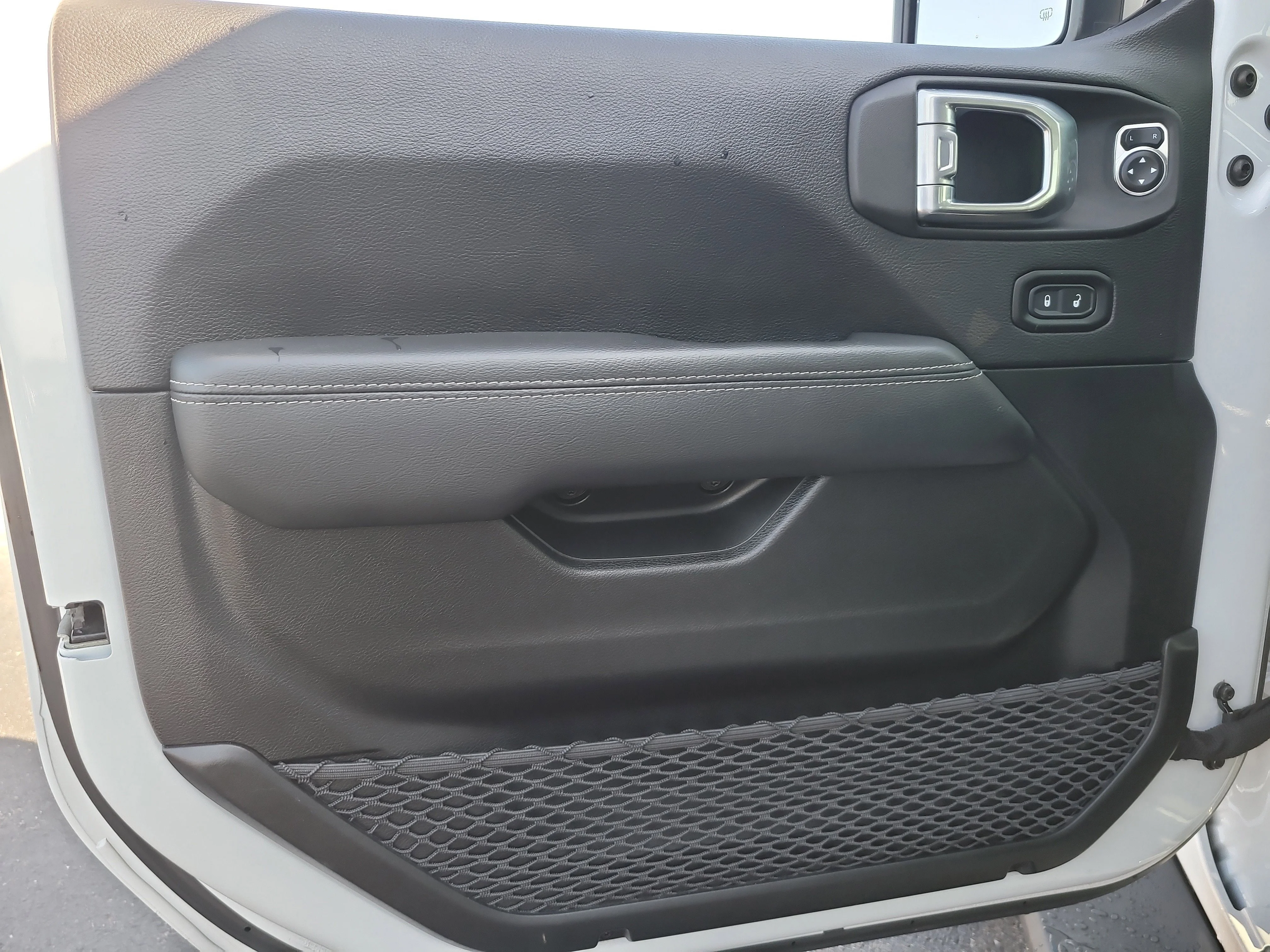 Used 2021 Bright White Clearcoat Jeep Overland image 16