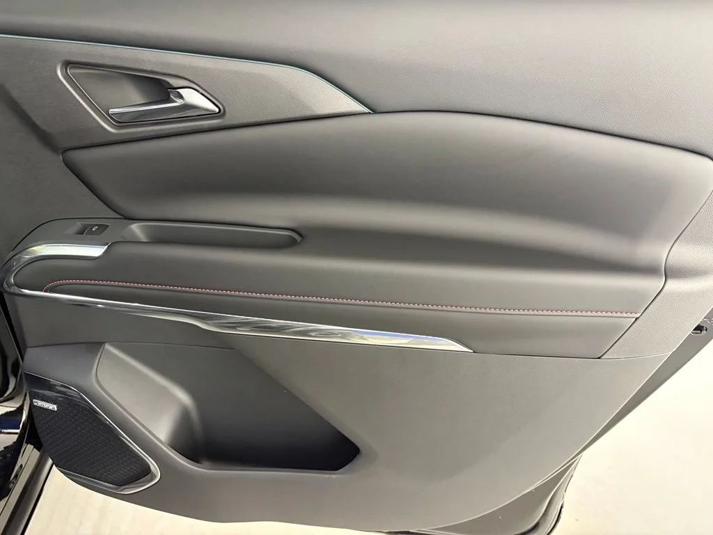 2027 Chevrolet Traverse RS - Photo 45