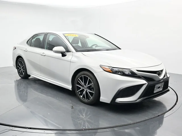 Used 2023 Toyota Camry SE