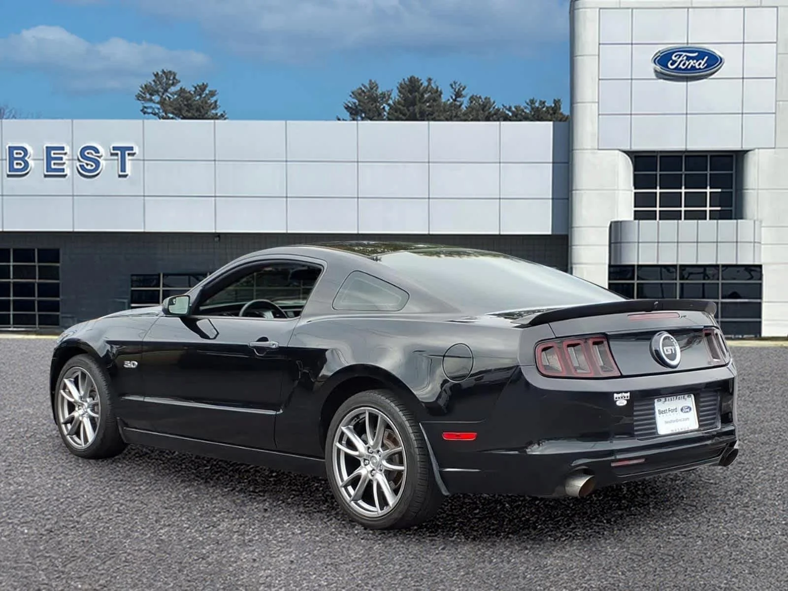 Used 2014 Black Ford GT Premium image 4