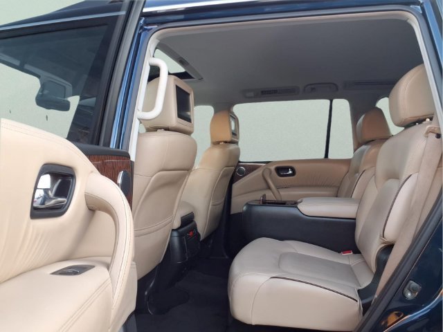 Used 2018 Blue Nissan Platinum image 21