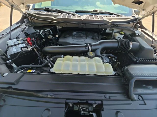 Used 2023 White Ford XLT image 27