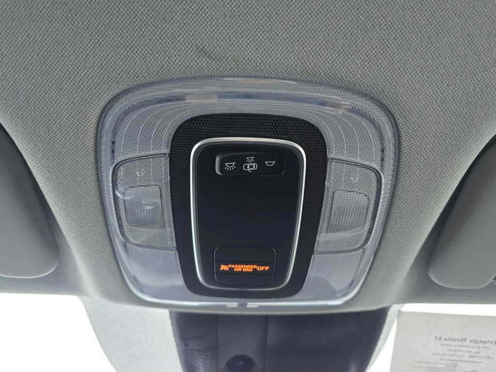 Used 2021 Blue Hyundai SE image 10