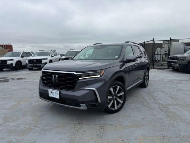 2025 Honda Pilot Touring