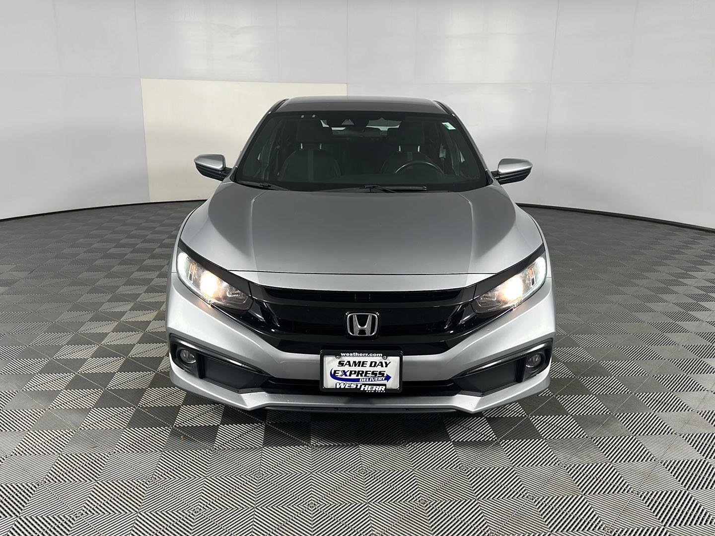 Used 2019 Lunar Silver Metallic Honda Sport image 5