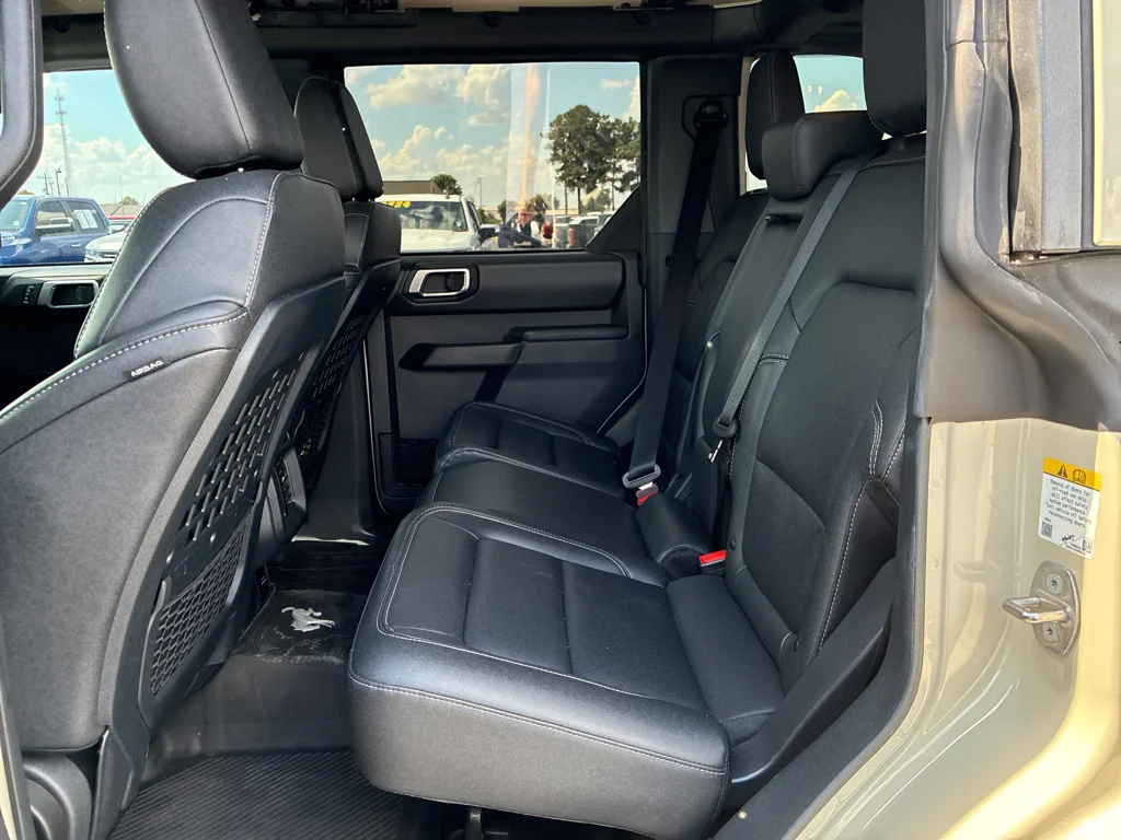 Certified Used 2026 Desert Sand Ford Badlands image 18