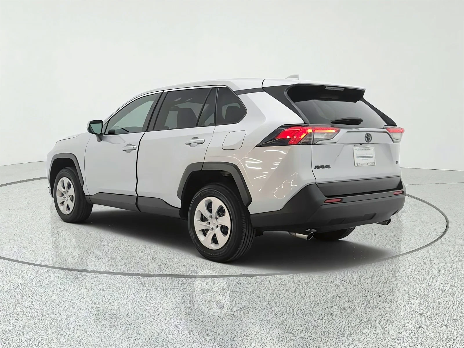 Used 2025 Silver Sky Metallic Toyota LE FWD (Natl) image 7