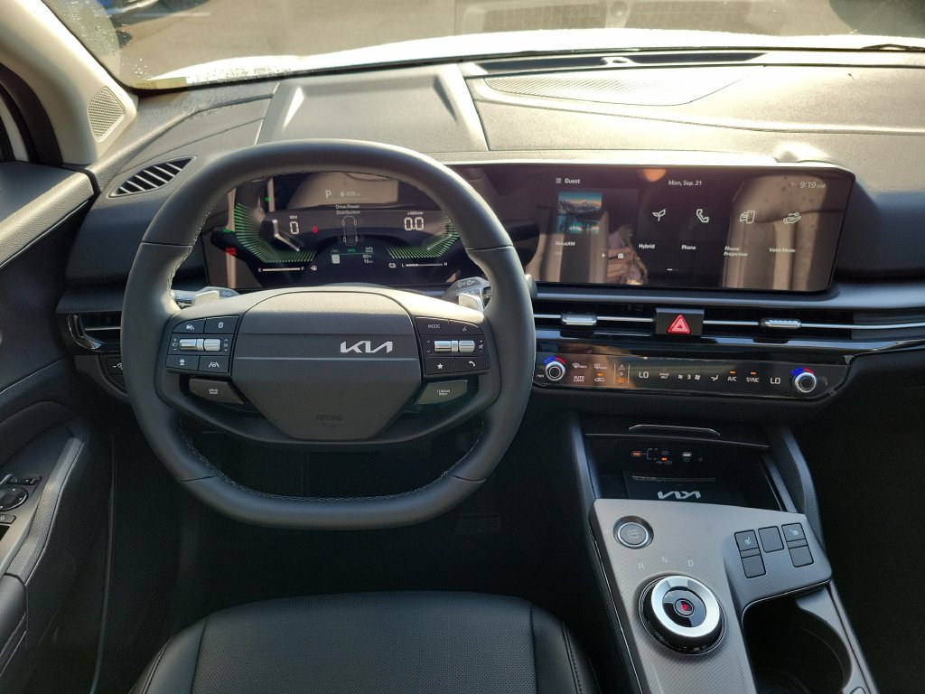 New 2027 Snow White Pearl Kia EX image 19
