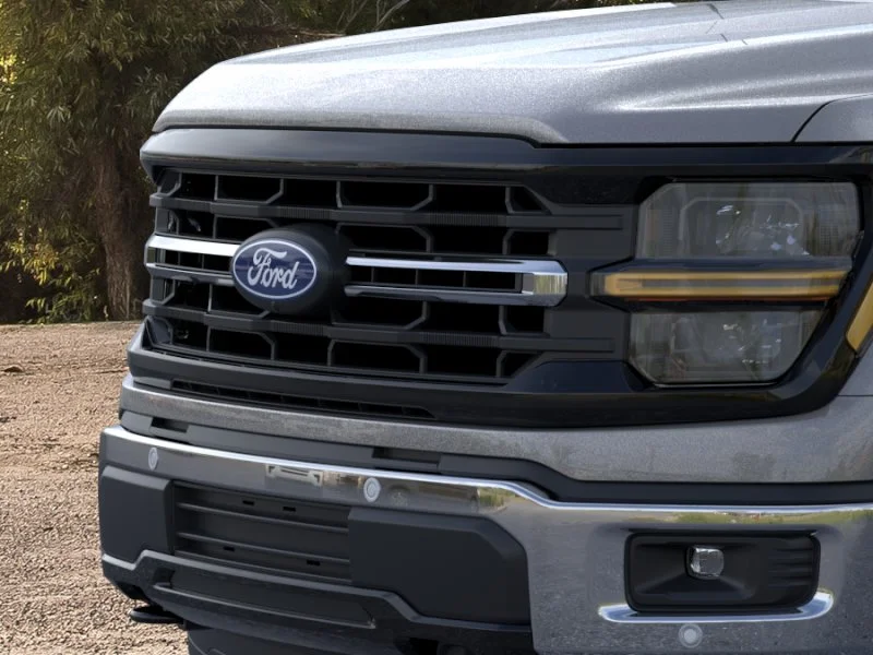 New 2026 Carbonized Gray Metallic Ford XLT image 40