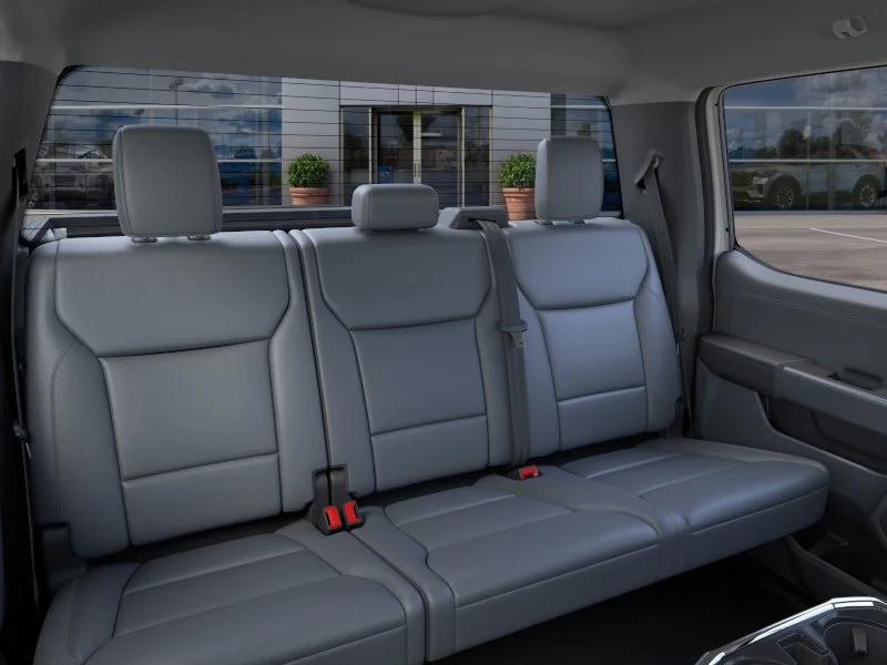 2025 Ford F-150 Lightning Flash - Photo 40