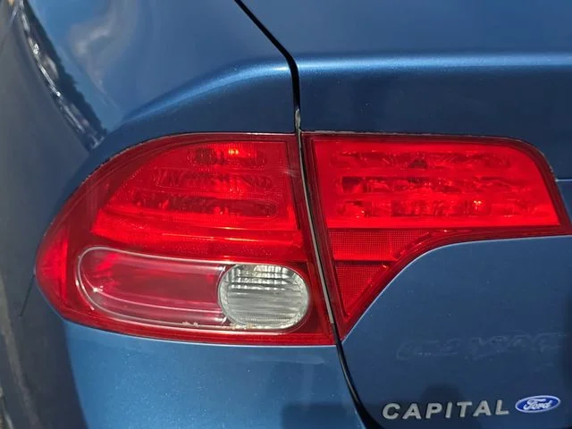 Used 2006  Honda EX image 33