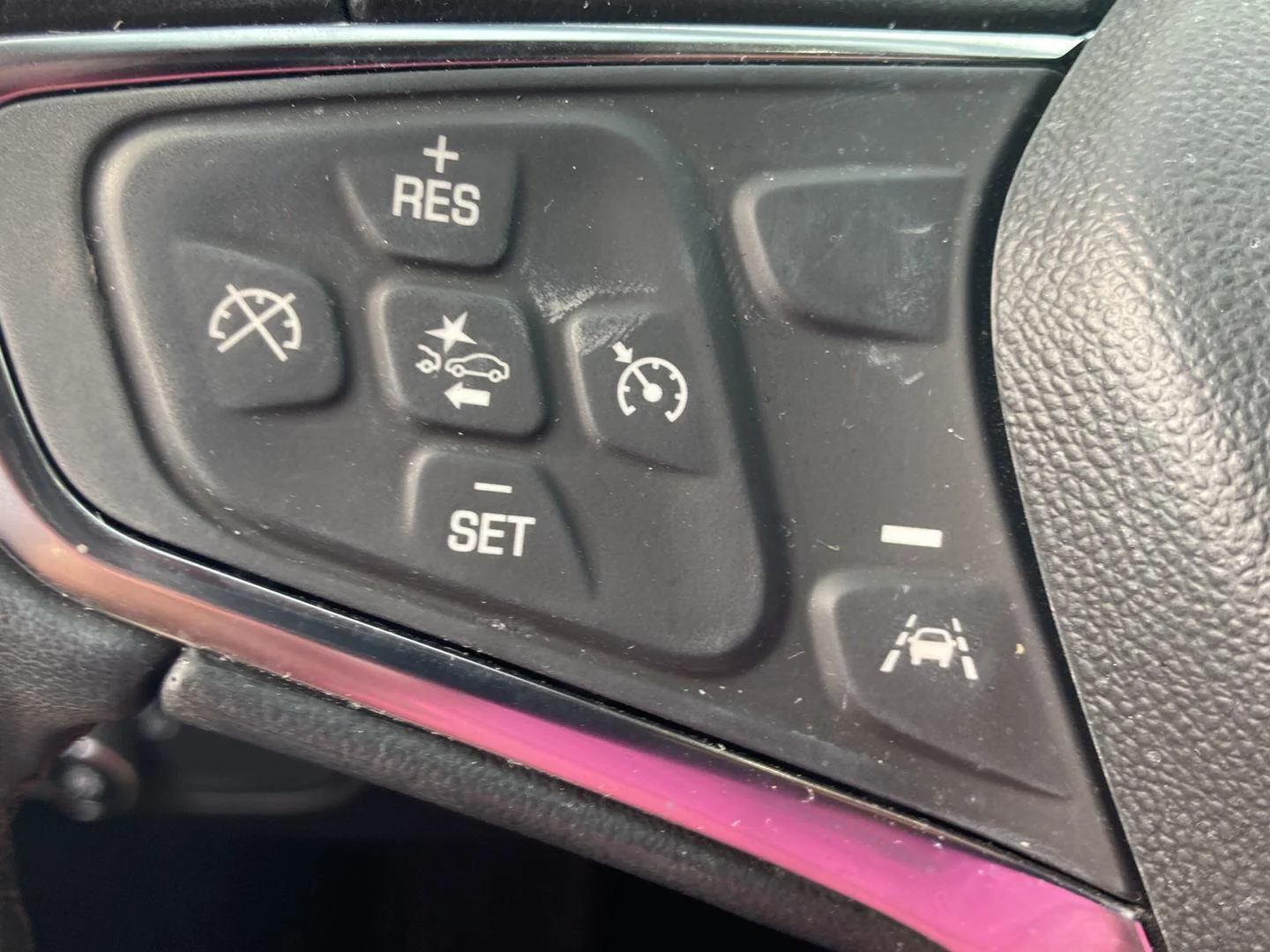 Used 2024 Lakeshore Blue Metallic Chevrolet LT image 15