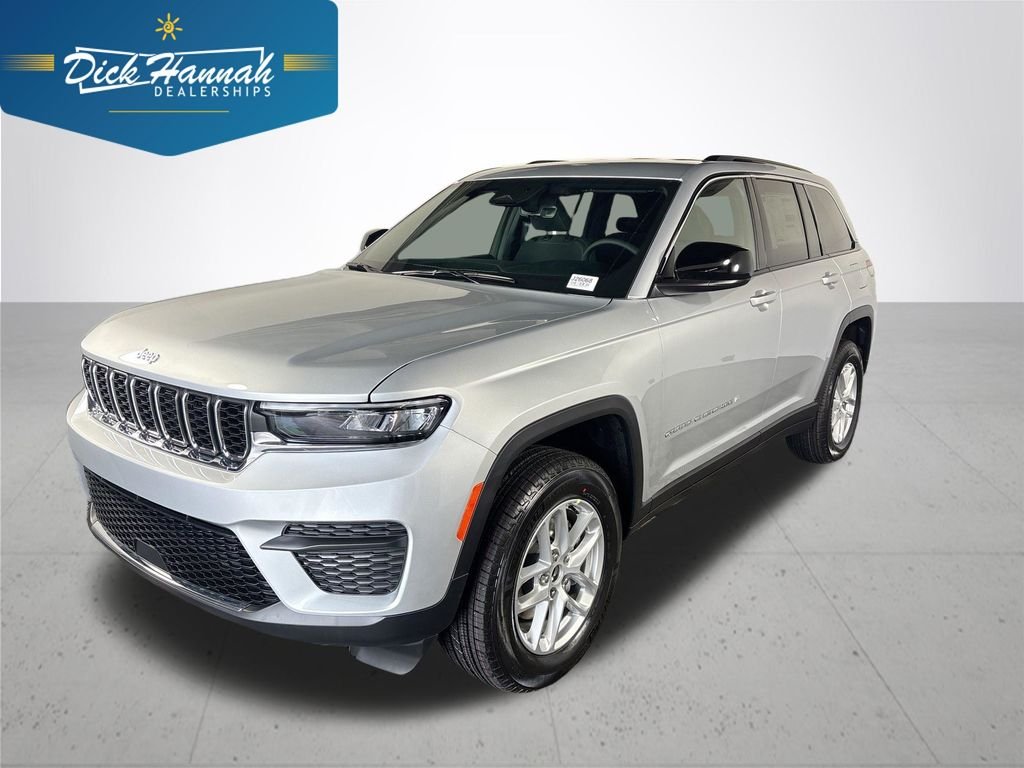 2026 Jeep Grand Cherokee Laredo