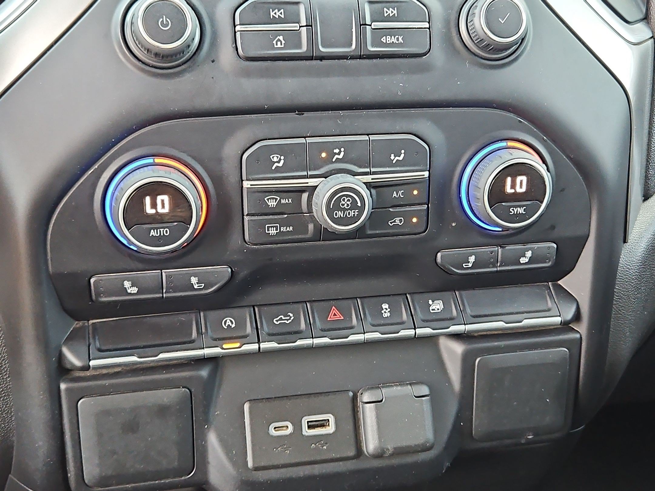 2022 Chevrolet Silverado 1500 Limited LT - Photo 21