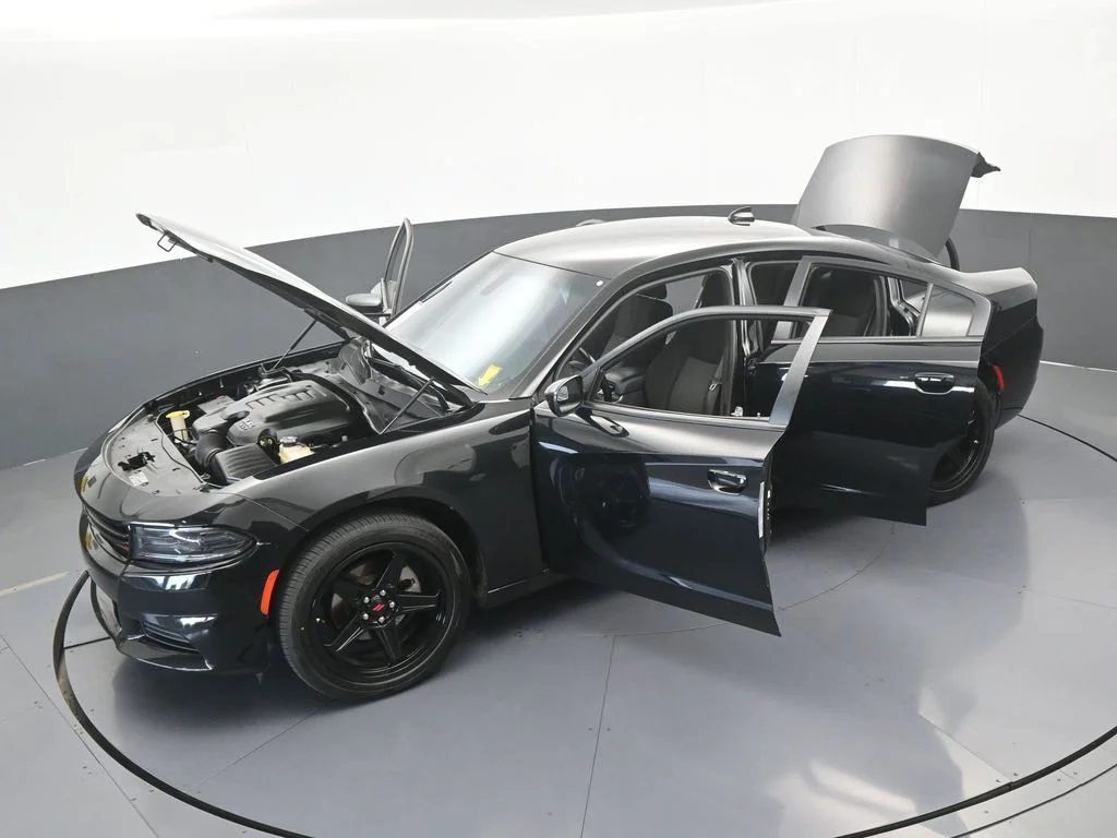 Used 2023 Pitch Black Clearcoat Dodge SXT image 57
