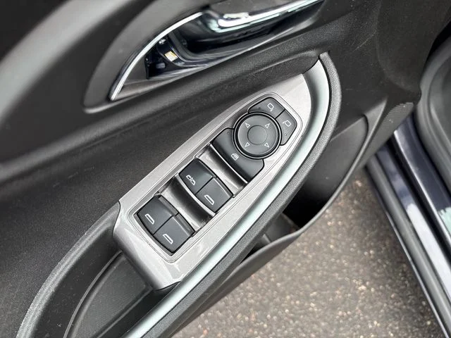 2023 Chevrolet Malibu 1LT - Photo 13