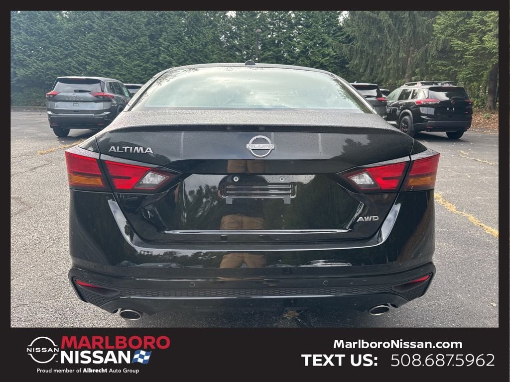 2025 Nissan Altima SV - Photo 6