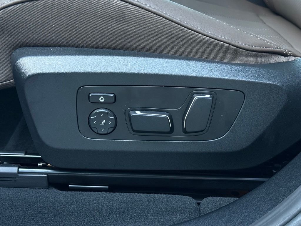 Certified Used 2026 Skyscraper Grey Metallic BMW 30 xDrive image 12
