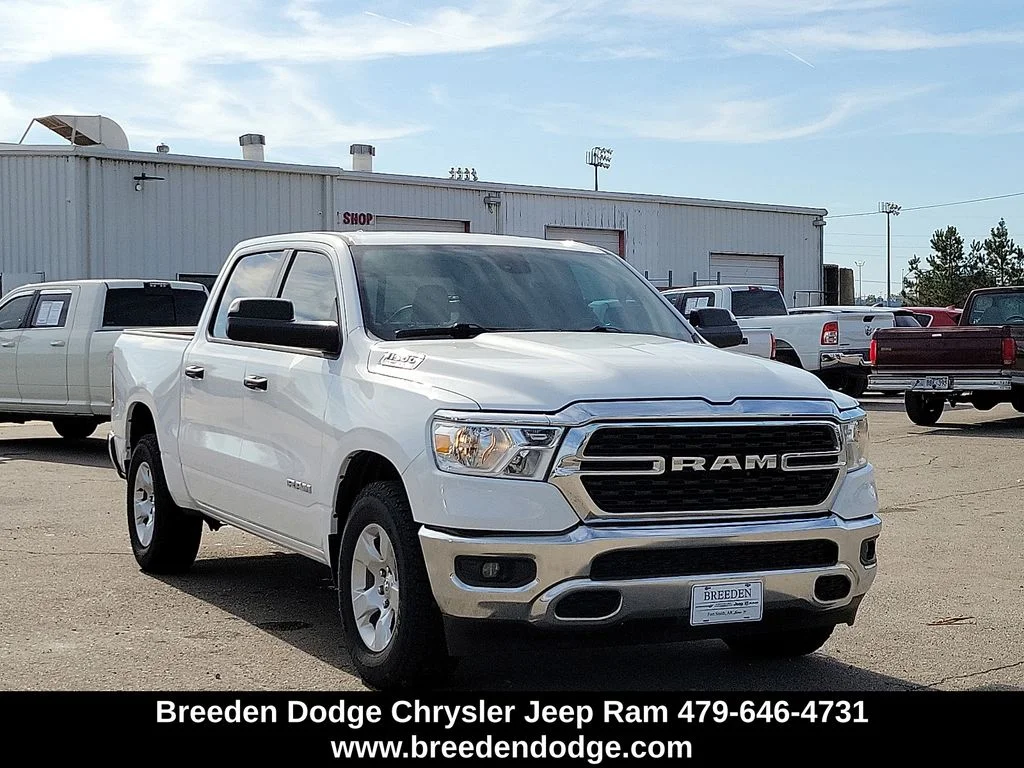 2024 RAM 1500 Big Horn/Lone Star 4x4 Crew Cab 5'7's photo