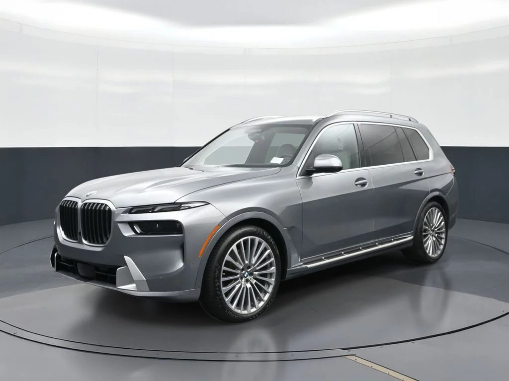 2023 BMW X7 xDrive40i's photo
