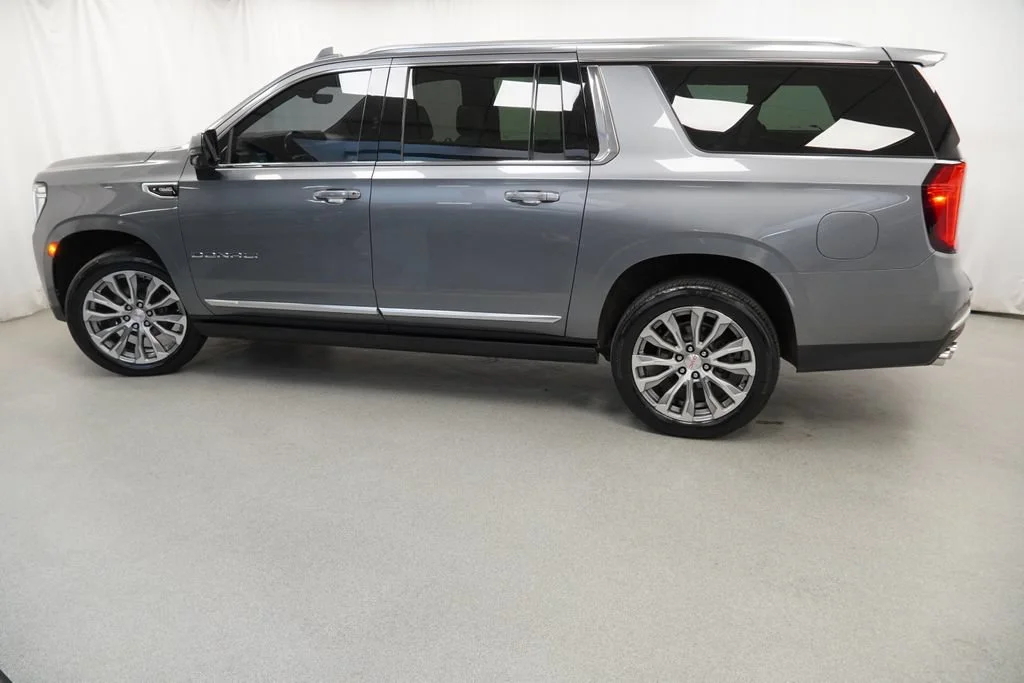 Used 2021 SATIN STEEL METALLIC GMC Denali image 43