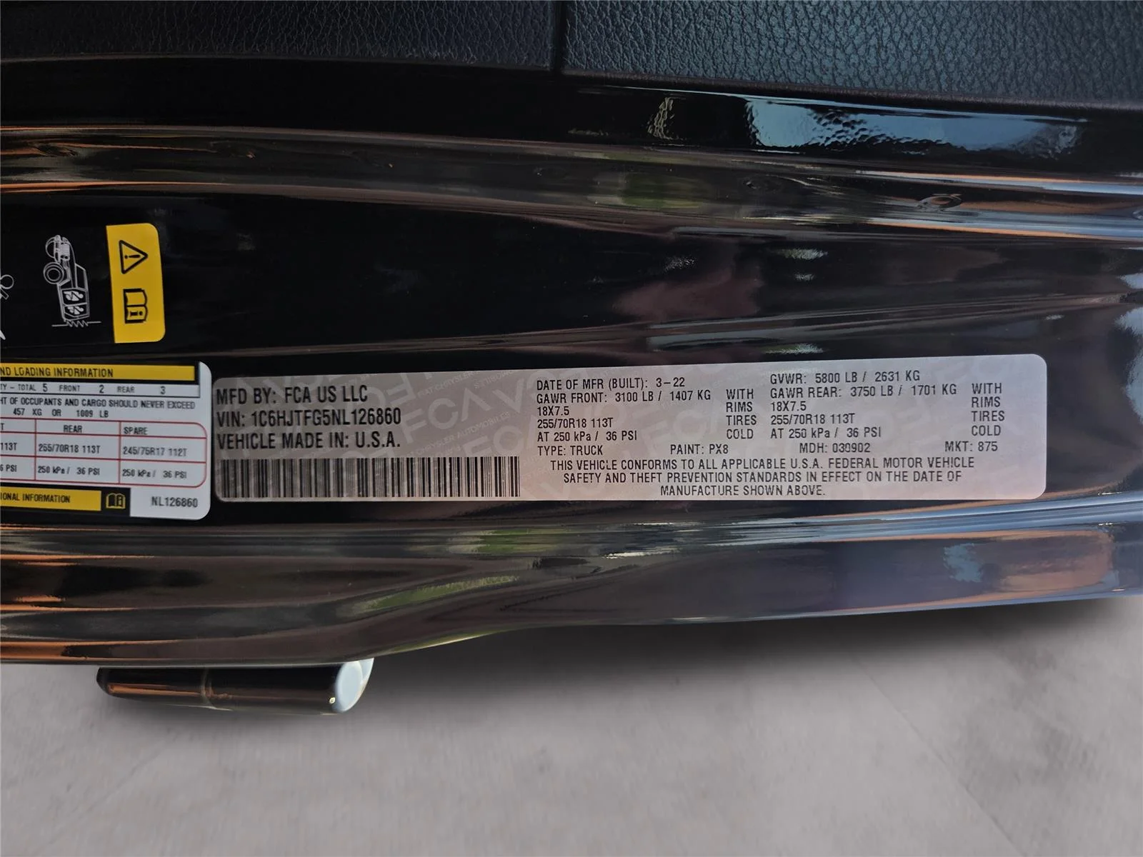 Used 2022 Black Clearcoat Jeep Overland image 29