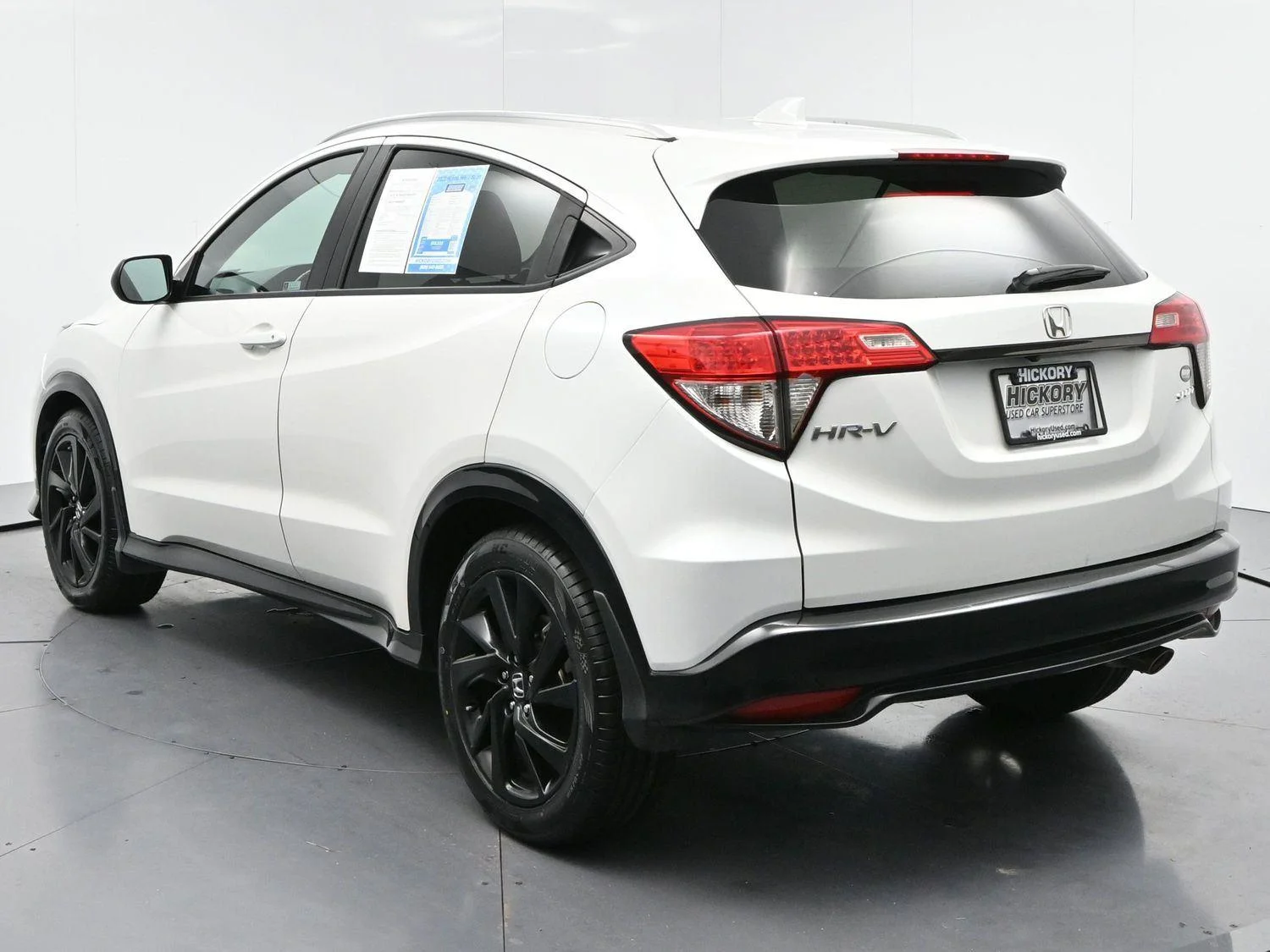 Used 2022 Platinum White Pearl Honda Sport image 5