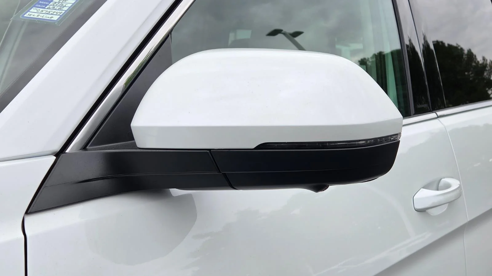 New 2026 Opal White Pearl Volkswagen 2.0T SEL Premium R-Line image 13