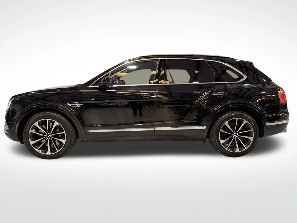 Used 2018  Bentley W12 image 11