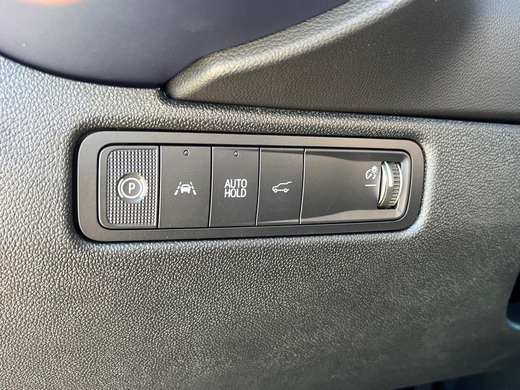 2025 Chevrolet Equinox EV 1LT - Photo 17