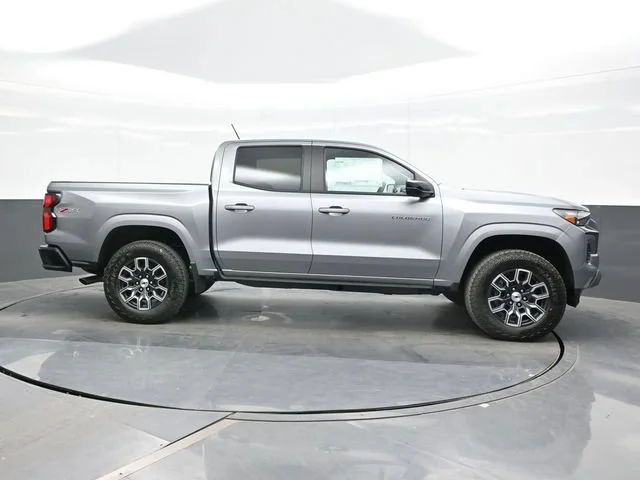2026 Chevrolet Colorado Z71 - Photo 8