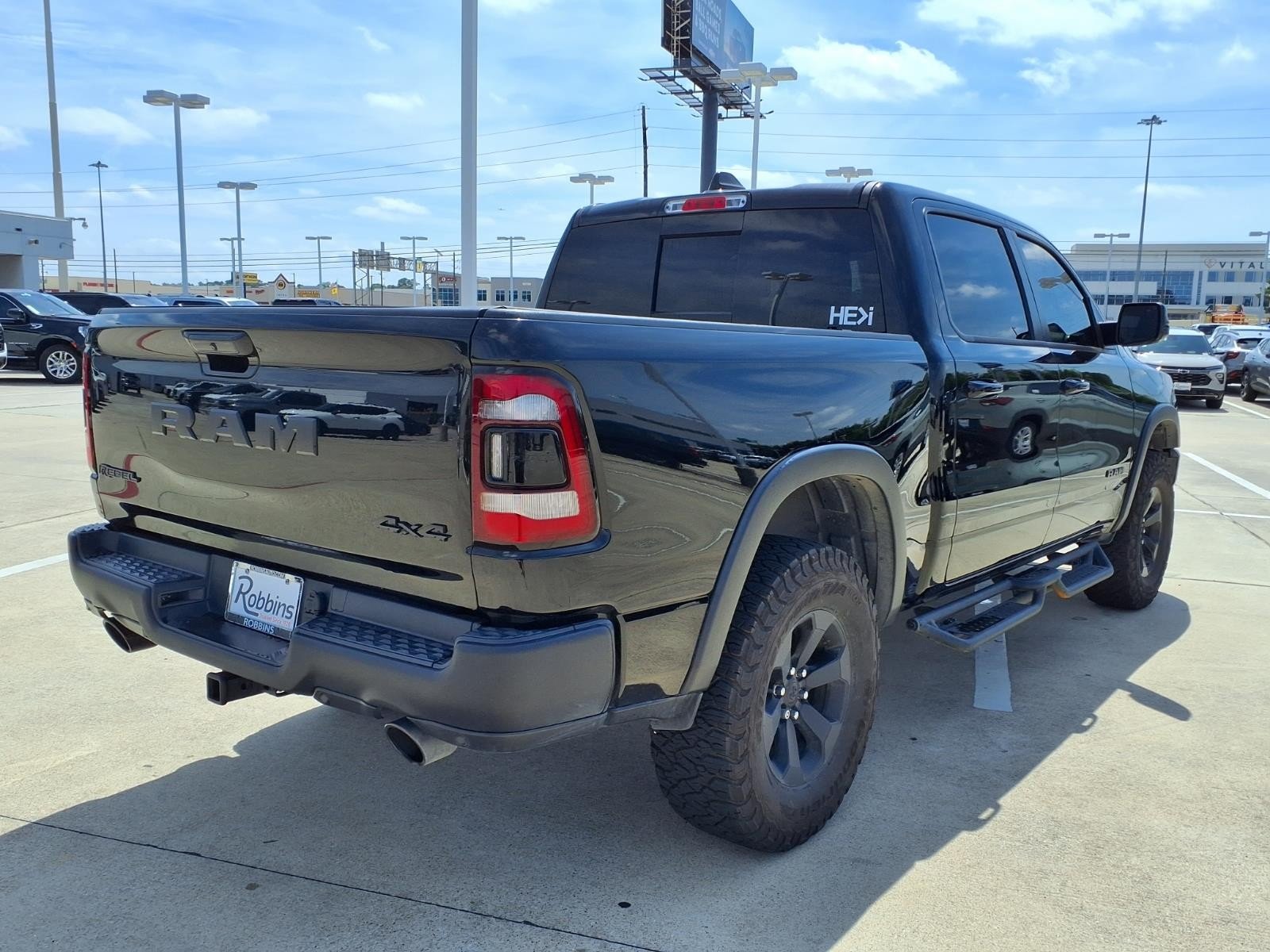 1C6SRFLT9PN611625
