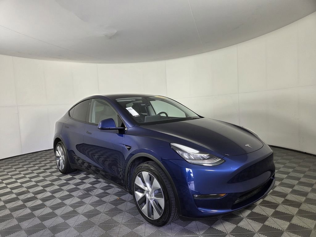 Used 2023 Tesla Model Y Long Range with VIN 7SAYGDEE4PA085382 for sale in West Palm Beach, FL