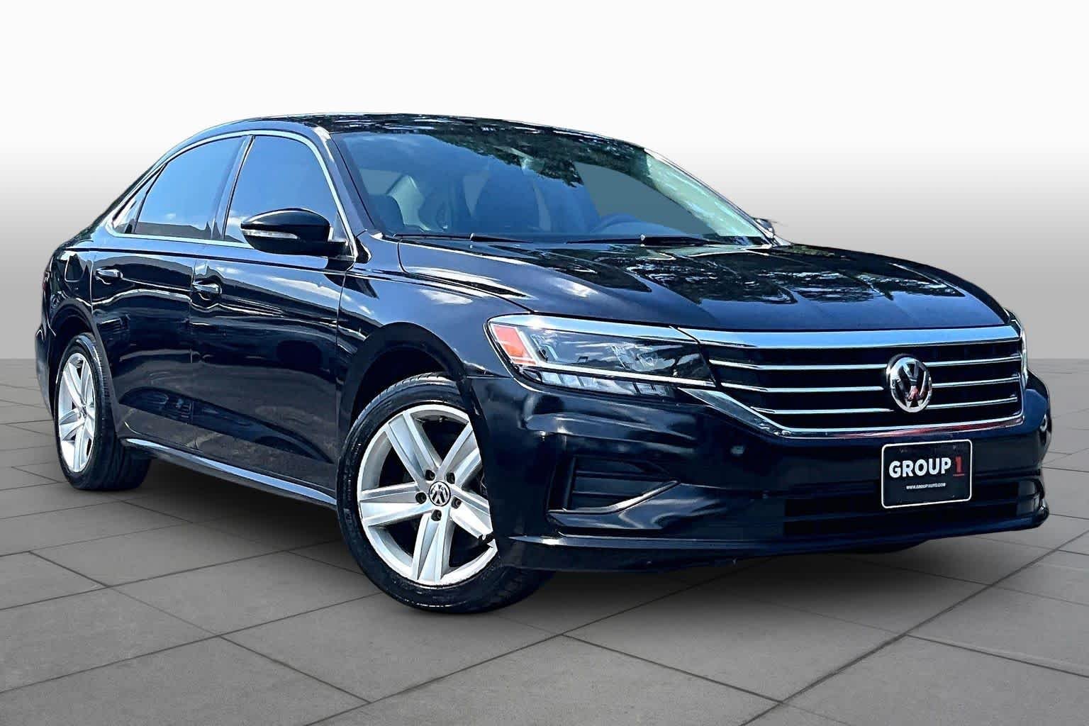 Pre-Owned 2020 Volkswagen Passat 2.0T SE