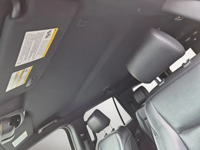 Used 2019 Oxford White Ford XLT image 12