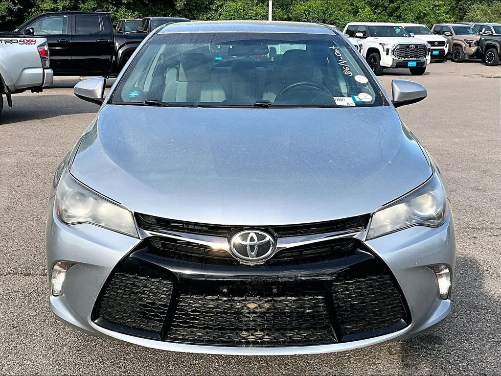 Used 2017 Silver Toyota SE image 2