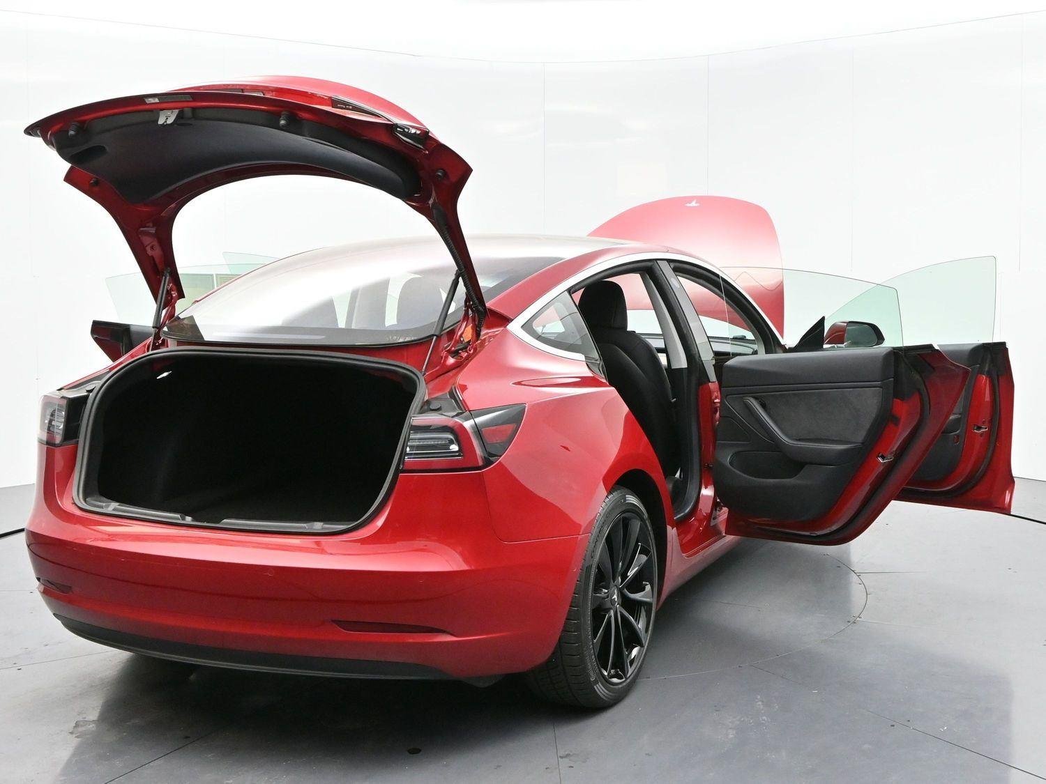 Used 2018 Red Multi-Coat Tesla Long Range Battery image 36