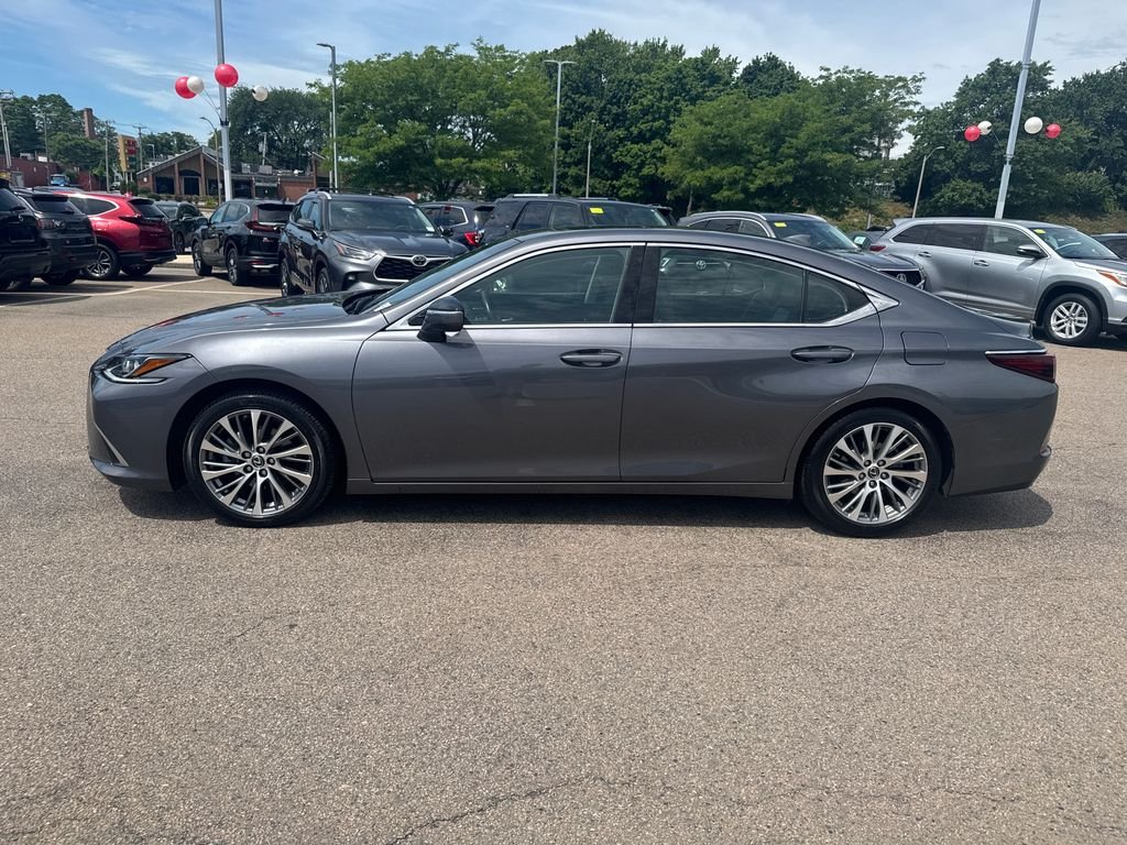 Used 2020 Gray Lexus 350 image 4
