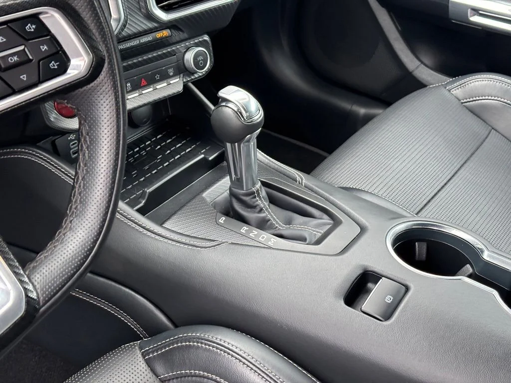 Used 2024 Gray Ford GT Premium image 8