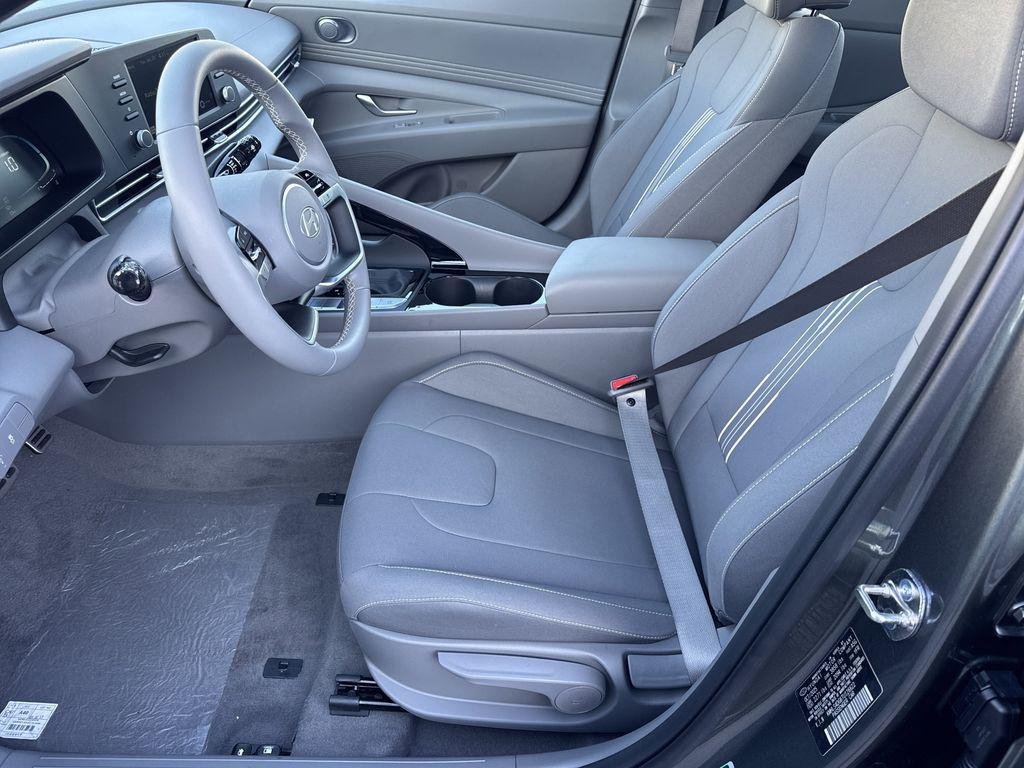 New 2026 Gray Hyundai SEL Sport Premium image 9