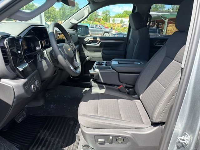 New 2026 Sterling Gray Metallic Chevrolet LT (2FL) image 9