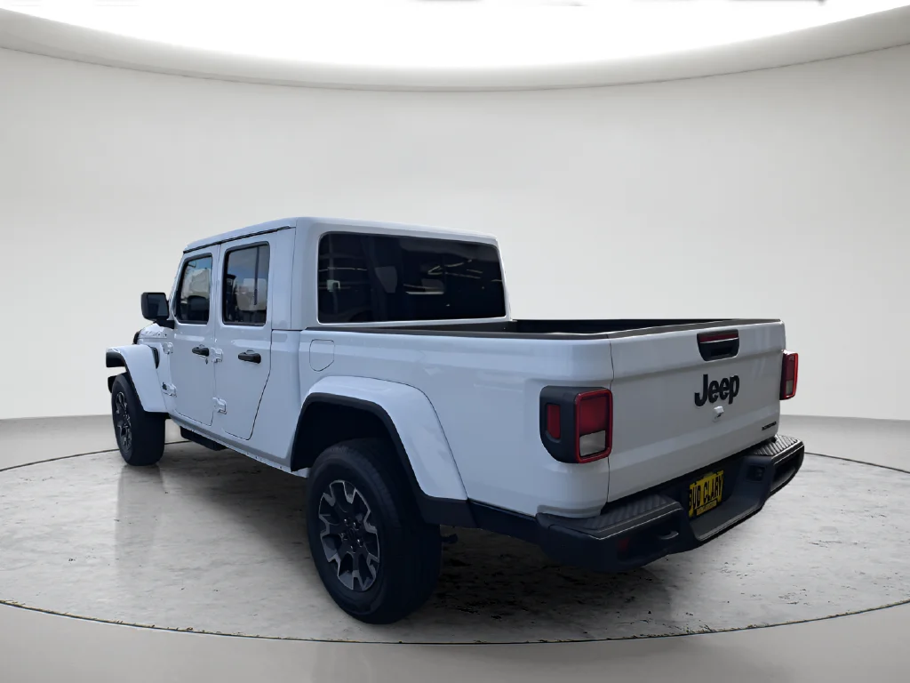 New 2026 White Jeep Sahara image 7