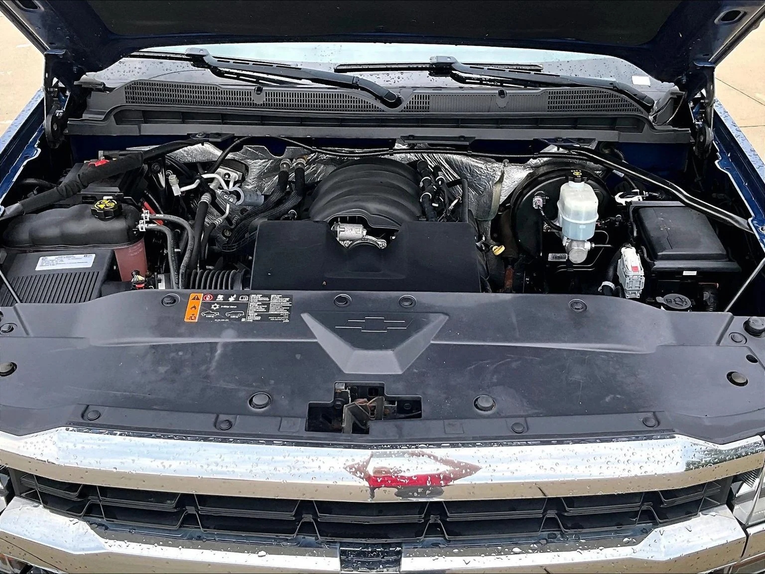 Used 2017 Blue Chevrolet LS image 10